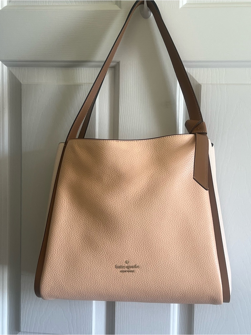Kate Spade Pebbled Leather Shoulder Bag in Crisp Peach NWT